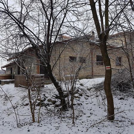 Old Stone Villa Obarok Εξωτερικό φωτογραφία