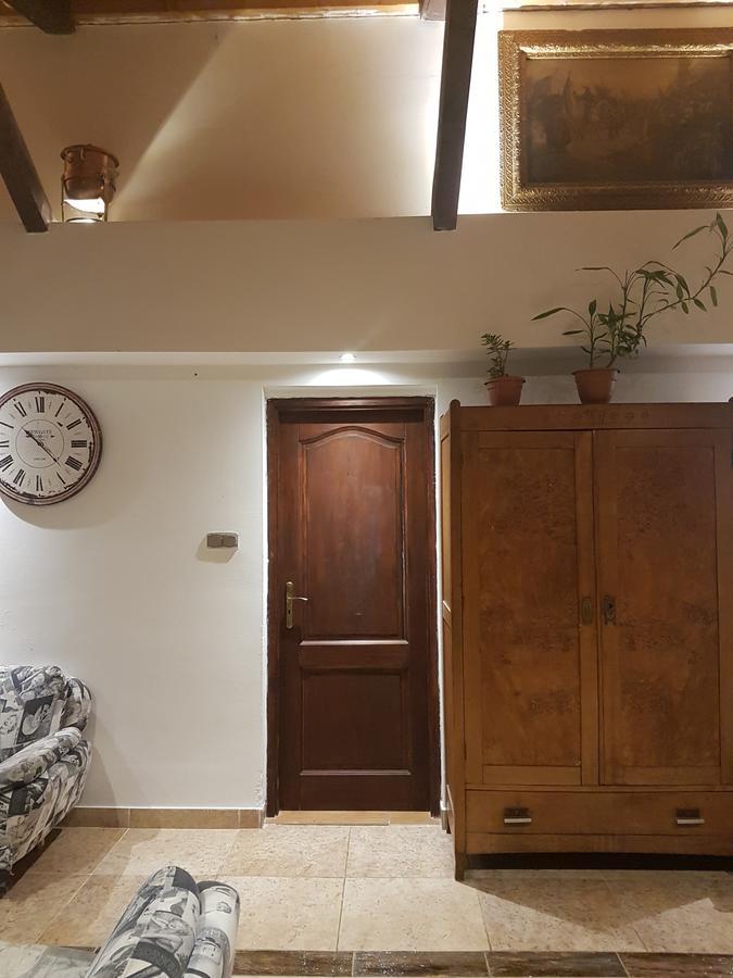 Old Stone Villa Obarok Εξωτερικό φωτογραφία