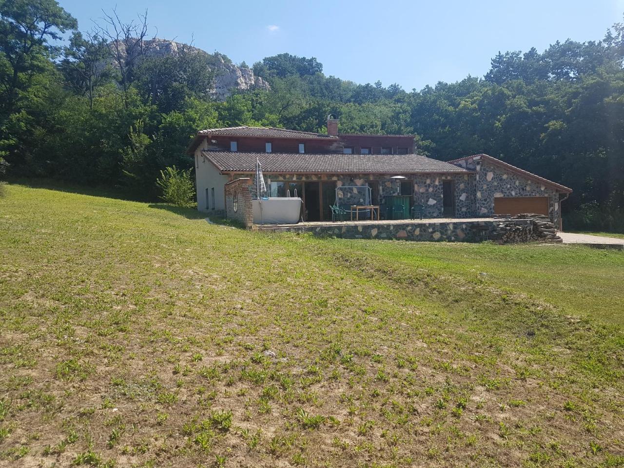 Old Stone Villa Obarok Εξωτερικό φωτογραφία