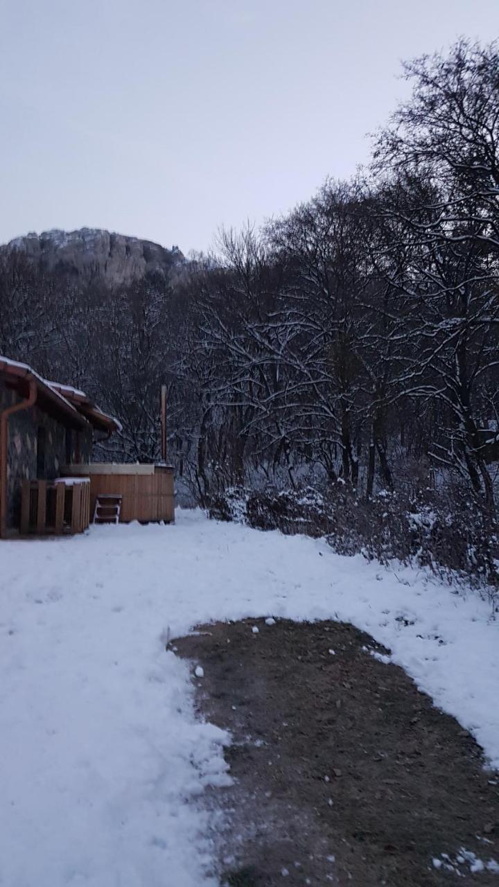Old Stone Villa Obarok Εξωτερικό φωτογραφία